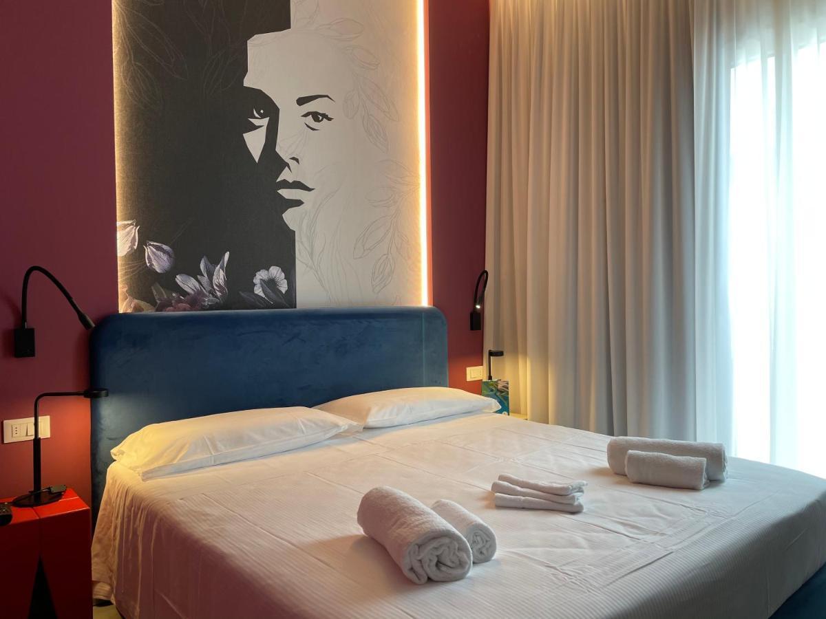Hotel Iris Jesolo Экстерьер фото