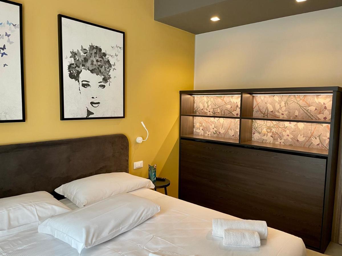 Hotel Iris Jesolo Экстерьер фото