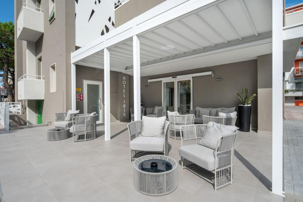 Hotel Iris Jesolo Экстерьер фото